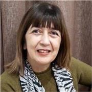 Profesora de lengua y literatura guaraní, me apasiona trabajar con niños de infantil y educación primaria 