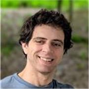 Profesor de inglés con experiencia de 10 años viviendo y trabajando en países de habla inglesa.