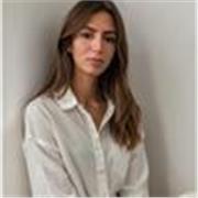 Sono un insegnante di inglese presso una scuola primaria e offro ripetizioni a bambini dalla prima alla quinta elementare