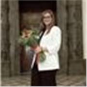 Doppia laurea (Giurisprudenza e Consulenza), da 11 anni aiuto ragazzi dalla 1ª el. alla 5ª sup. ad imparare con metodo 