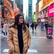 ¡Hola! Soy Gisela, profesora de inglés con más de 10 años de experiencia dando clases a estudiantes de distintas edades y niveles.