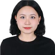 English tutor who teaches children in all ages