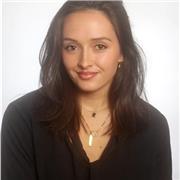 Profesora apta para dar clases de inglés para niños de 5-12 años. O ayuda con deberes de cualquier materia de niños del mismo rango de edad