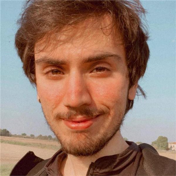 Giovanni Calzone | Letuelezioni.it Giovanni Calzone | Letuelezioni.it