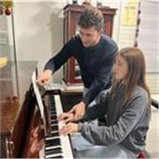 Pianista professional ofereix classes particulars de piano/llenguatge musical/harmonia a Barcelona