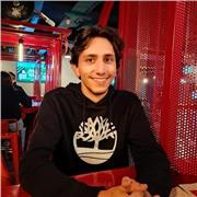 Studente di fisica, diplomato con 100/100, mi offro per aiutare ragazzi di medie e superiori in matematica e fisica! 😀