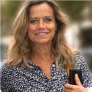 Vous cherchez une personne pour accompagner et soutenir votre enfant de primaire dans ses divers apprentissages et l'aider aux devoirs , je suis là pour lui !