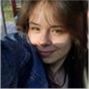 Enchantée ! Je suis étudiante en psychologie, grande sœur et babysitteur. Je suis disponible pour aider vos enfants en français ! 