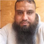 Ich unterrichte Arabisch für Nicht-Muttersprachler, sowohl für Anfänger als auch für Fortgeschrittene