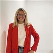 Profesora nativa de inglés experta en niños
