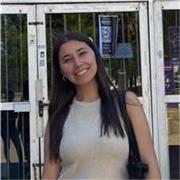 Profesora de quimica para alumnos de secundario