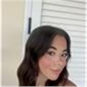 Cerchi un tutor di italiano? Piacere mi presento mi chiamo sophia ho 18 anni e mi sono appena diplomata al liceo classico, sono pronta per aiutarti!