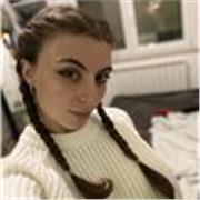 studentessa al secondo anno in psicologia clinica, impartisce lezioni private di scienze umane a livello scolastico