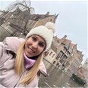 Profesor de español para extranjeros con mucha experiencia con estudiantes de muchas nacionalidades y niveles de A1-C2. 