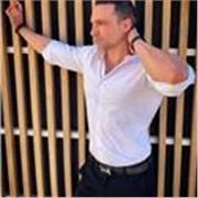 Profesor titular en Máster con 3 años de experiencia acumulada