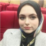 Diplômée de l’ENS, j’enseigne le français à Fès et en ligne à travers des cours structurés et interactifs.