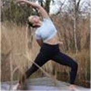 Yogalehrerin die dein Nervensystem wieder in Balance bringt