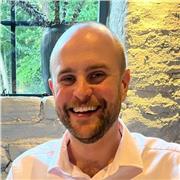 Erfahrener Lehrer und Tutor, ausgebildet in Oxford und am UCL, sucht motivierte Lernende, die Unterstützung bei der Erreichung ihr