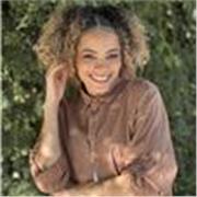 Profesora de Salsa Cubana , Afrocubano, Bachata y demás bailes latinos