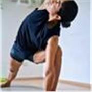 Acompañamieno en Yoga, meditación y bienestar consciente ✨
Creamos juntos espacios de pausa, conexión y equilibrio para personas y equipos.
Prácticas personalizadas • Empresas • Yoga social🌿