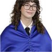Graduada en Física y con amplios conocimientos de matemáticas.