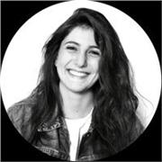 Sei alla ricerca di un insegnante di Graphic Design? Contattami!