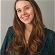 Profesora de Biología. Grado de Biología realizado en la Universidad Complutense de Madrid, con la especialidad de Biología Sanitaria y futura estudiante de Máster en Industria Farmacéutica y Parafarmacéutica.