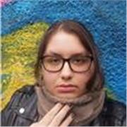 Persona con nivel alto en idiomas (Castellano e inglés)