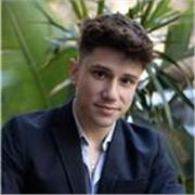 Graduado en International Business por ESIC ofrece clases de apoyo y refuerzo académico para niños y adultos.