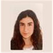 Estudiante de magisterio apta para todas las edades y niveles.