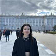 Lezioni personalizzate di Biologia, Scienze e Inglese da studentessa di Medicina, disponibili sia online che in presenza.