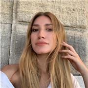 Studentessa di Digital Marketing Diplomata in Graphic Design