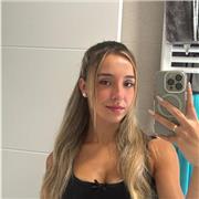 Estudiante de último año de Odontología con experiencia en clases de apoyo escolar.