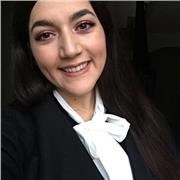 Laureata in Lingue con master, insegno Spagnolo per tutti i livelli: medie, liceo e università