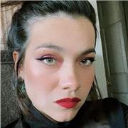 Profesora de programas en diseño gráfico