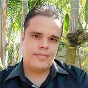 Programador apasionado con más de 15 años creando aplicaciones, formando nuevos talentos y ayudando a otros a crecer.