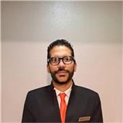 Enthusiastic person, looking to help anyone who wants to improve their language skills 
