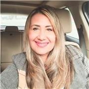 Soy Katarina, hablante nativo de croata. Llevo 5 anos dando clases particulares de croata a los  ninos  y adultos.  