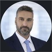 Soy miembro de las Fuerzas y Cuerpos de Seguridad del Estado, graduado en Derecho y con experiencia en varios procesos de ascenso.