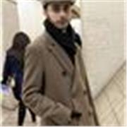 Computer Science student offering clear programming lessons for beginners in English or arabic