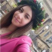 Studentessa laureata in Lingue e Letterature con 110/110 impartisce lezioni a studenti delle medie e dei licei