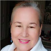 Me defino como un Coach de Vida y puedo ayudar a otros a llevar sus finanzas personales.