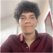 studente del quinto anno di biotecnologie sanitarie