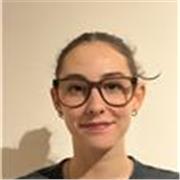 State cercando una persona capace con i bambini e in grado di guidarli e affiancarli nella sua crescita scolastica? 