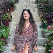 Graduada en bioquímica y estudiante pre-doctoral, con experiencia en clases particulares y en máster universitario. 
