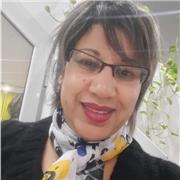 Professeur particulier donne des cours et exercices pour la préparation aux examens