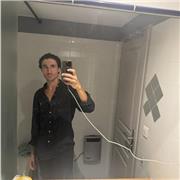 Étudiant en médecine qui donne des cours dans toutes les matières scientifiques