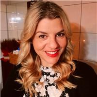 Laureata in lingue e culture moderne disponibile per lezioni di inglese livello base - medio - avanzato