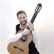 Maestro laureato in conservatorio offre lezioni e ripetizioni di teoria musicale, solfeggio, storia della musica e chitarra