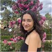 Soy psicóloga. Pero estoy buscando trabajo como canguro para compaginarlo con mi trabajo como psicóloga en el área infantojuvenil
